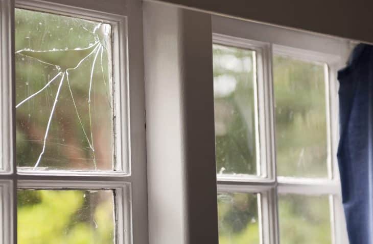 When To Call Your Local Window Repair Service