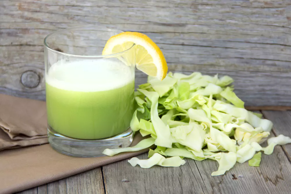 Potential Health Benefits of Cabbage Juice